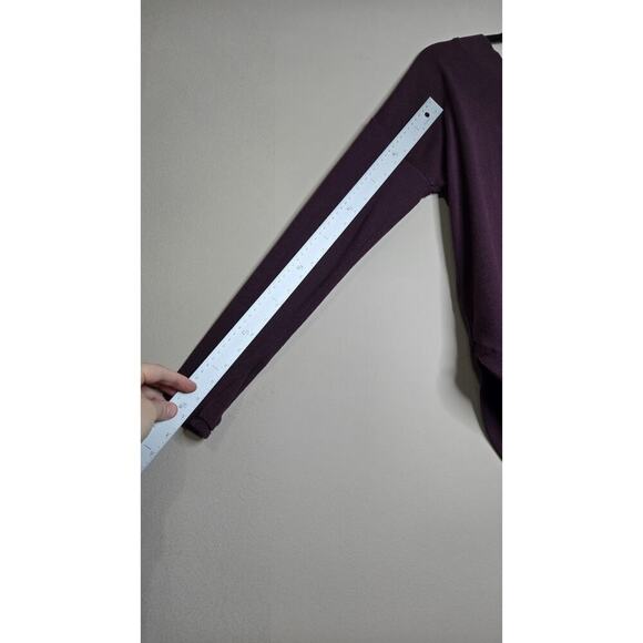 Athleta Womens Long Sleeve Sweater Blouse Top Plum Purple Size Small Petite - Picture 3 of 6